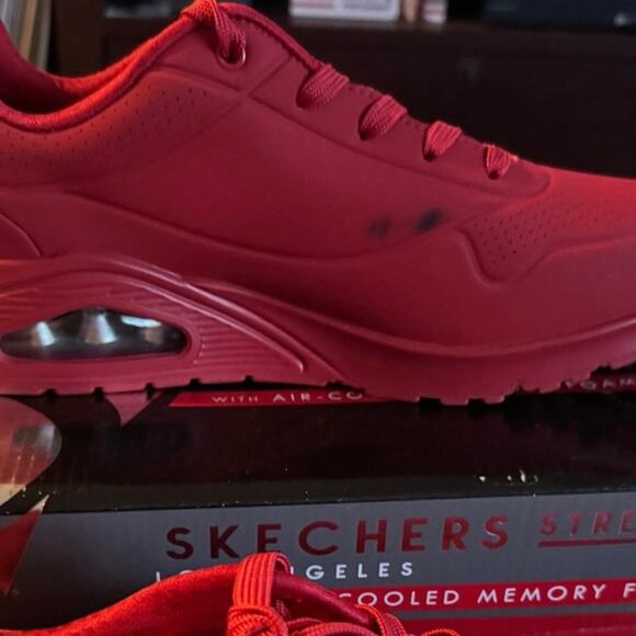 SKECHERS Uno Stand on Air Sneakers in Red, Size 11 Wide New in Box with Callout - Picture 11 of 12